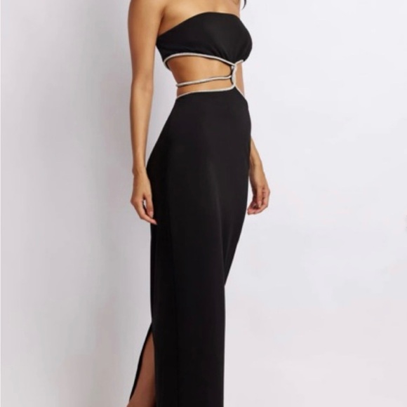 MESHKI Elegant Black Strapless Dress - Picture 5 of 5